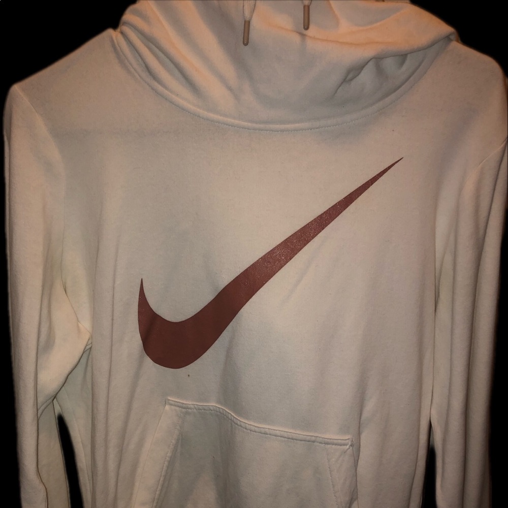 Nike size M cute pullover